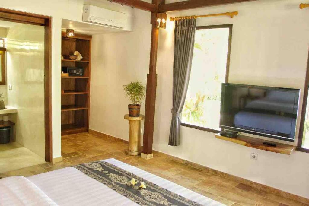Villa Serene & Spa Mangsit Luaran gambar